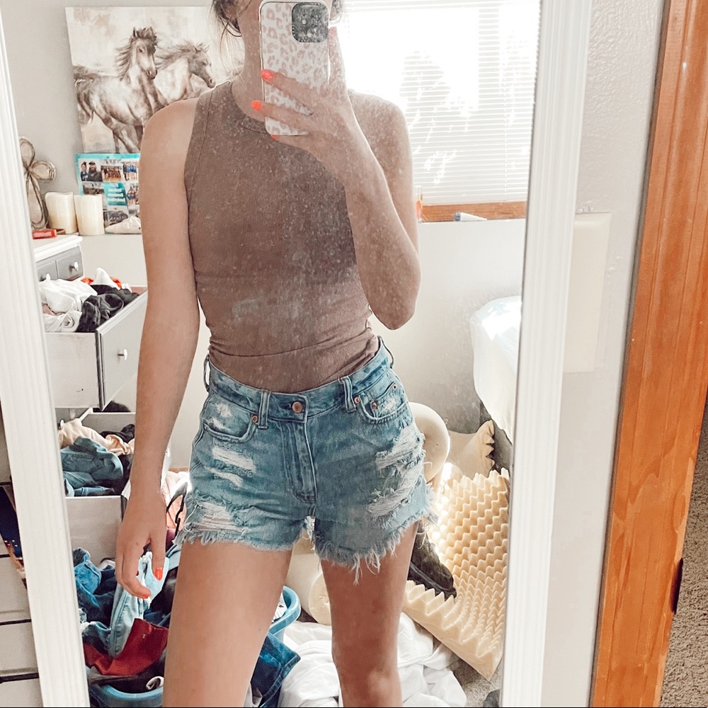 american eagle mom shorts
